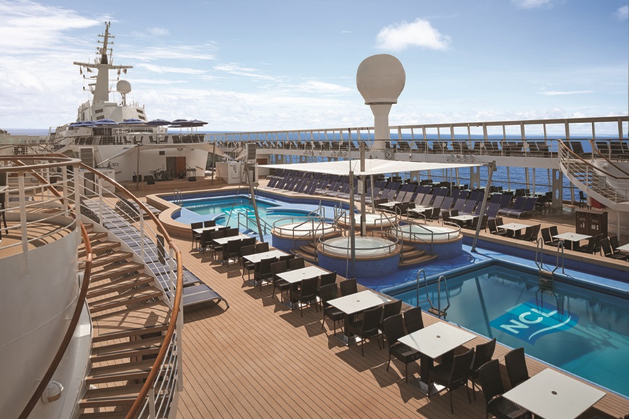 ncl_Sky_PoolDeck.jpeg ncl_Sky_PoolDeck.jpeg
