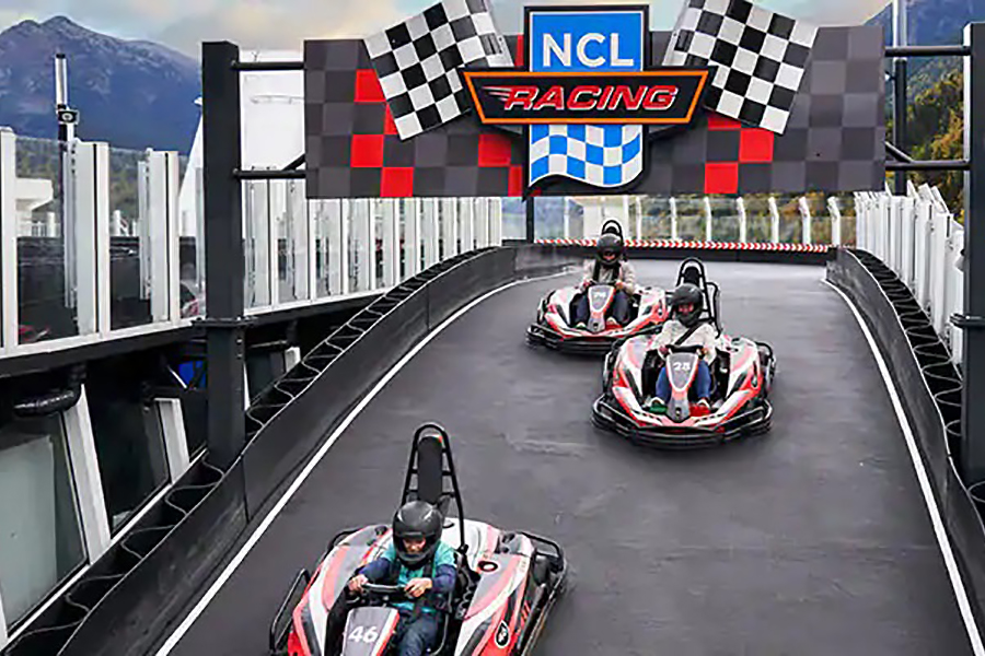 881x400-race-track-3.jpg