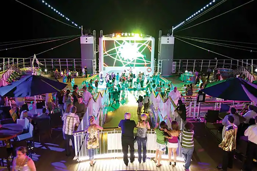 epic-ttt-nightlife.jpg epic-ttt-nightlife.jpg