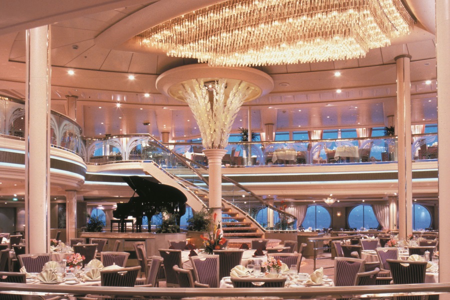 RCI_Rhapsody_DiningRoom_UR.jpg