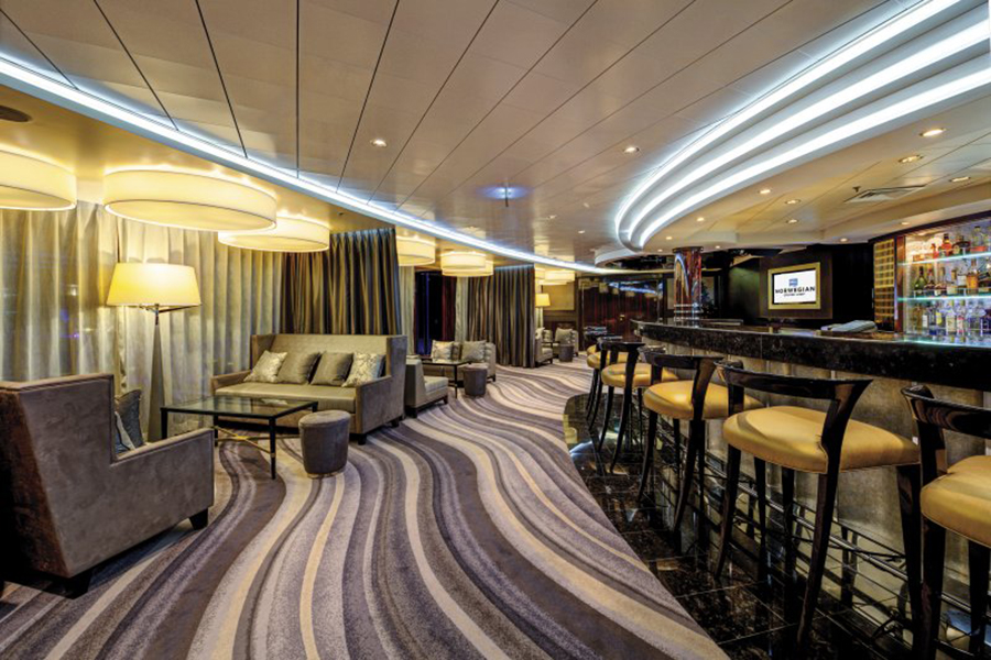 ncl_Epic_Public_Clb_Lounge2.jpeg ncl_Epic_Public_Clb_Lounge2.jpeg
