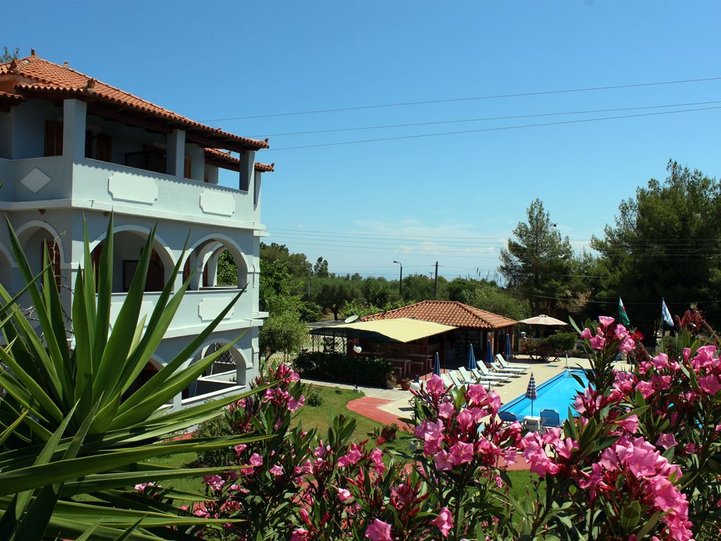 ZANTE YLIESSA HOTEL (ex.MIMIS STUDIOS )