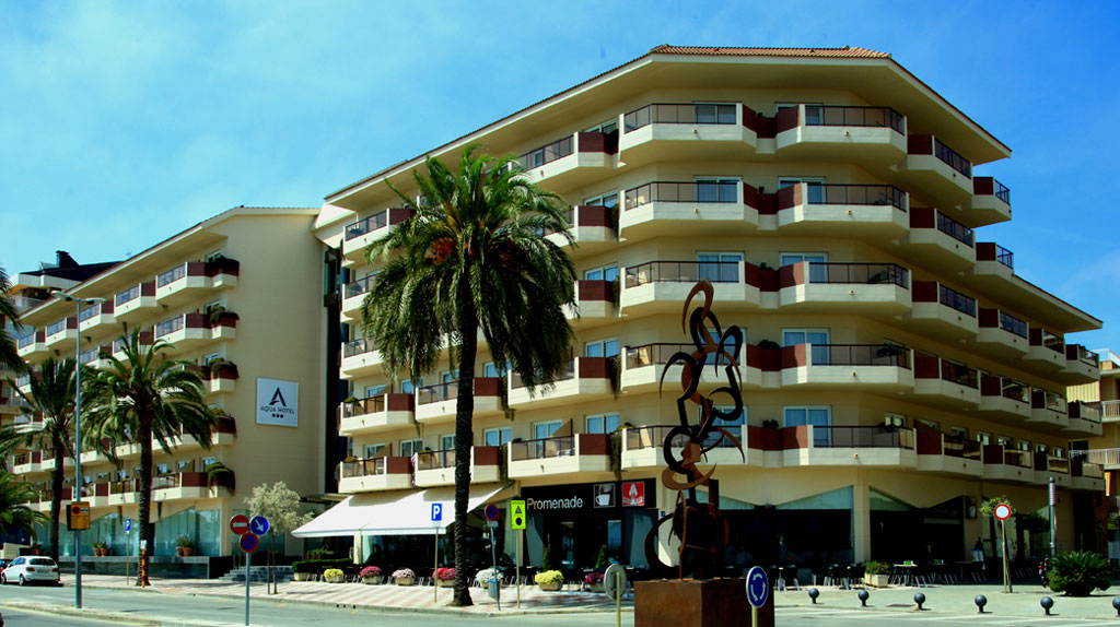 AQUA HOTEL PROMENADE