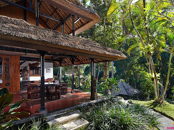 TJAMPUHAN SPA 4*
