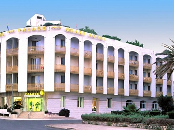GRAND HOTEL PALACE 