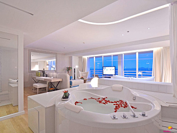 PULLMAN PATTAYA HOTEL G
